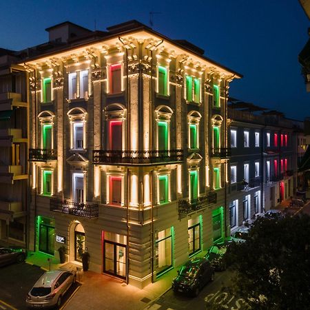 VI Suites В'яреджо Екстер'єр фото
