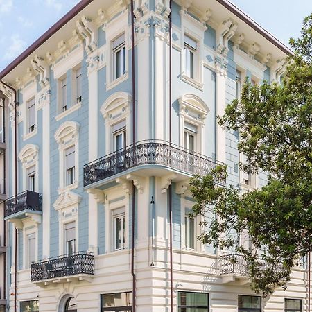 VI Suites В'яреджо Екстер'єр фото