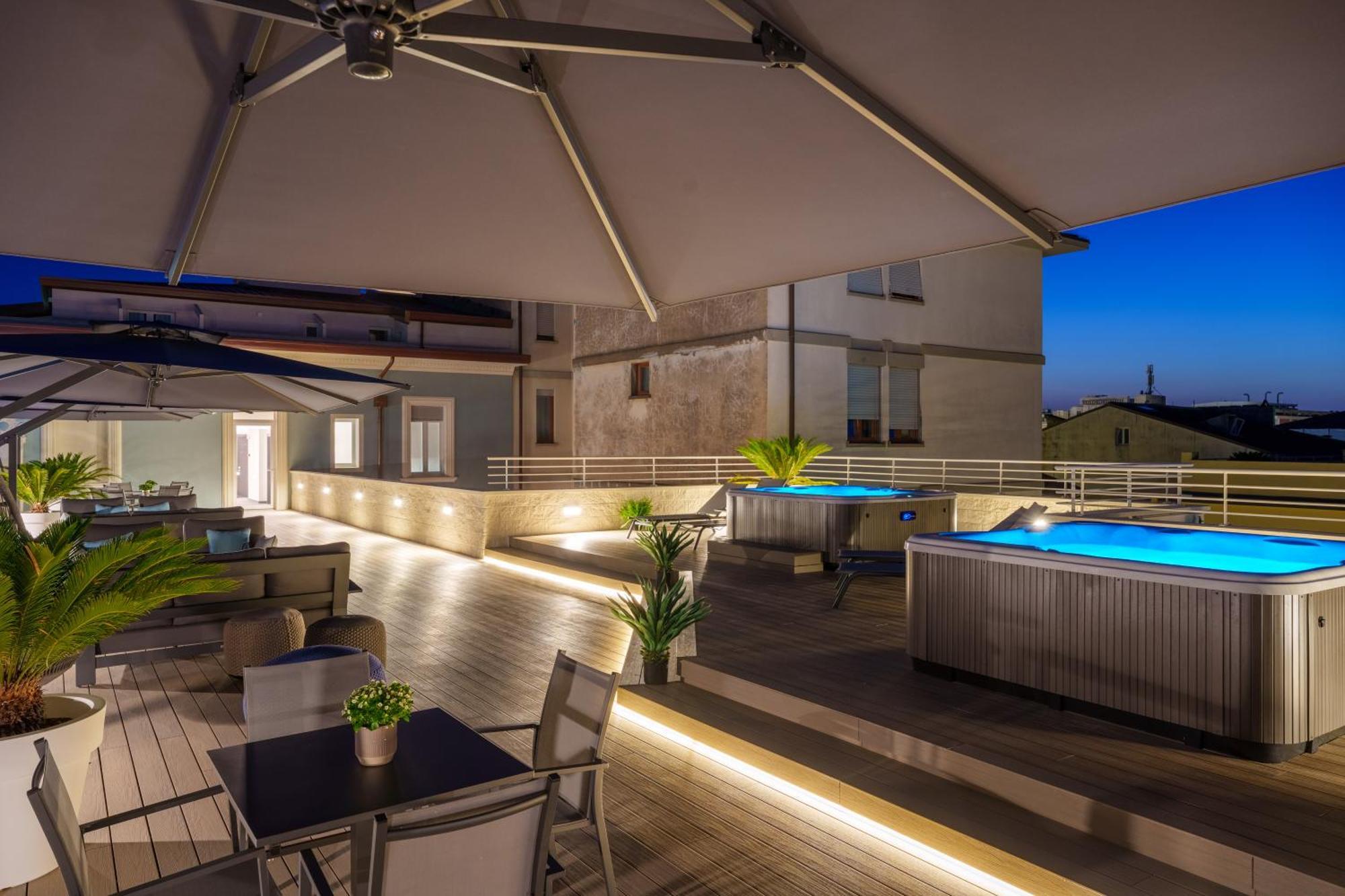 VI Suites В'яреджо Екстер'єр фото